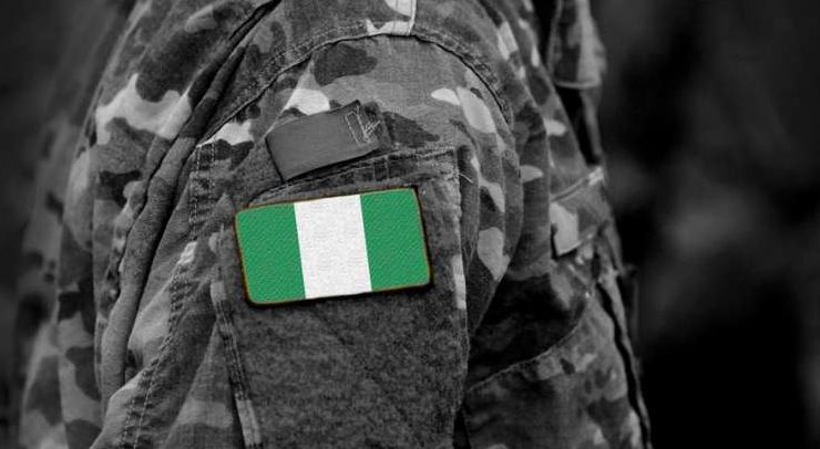 Islamic militants kidnap hundreds in raid on Nigerian town