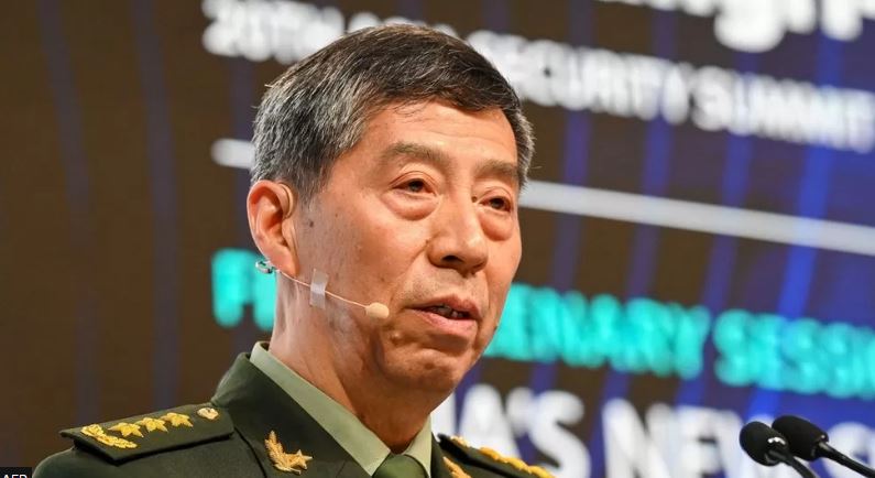 War with US would be unbearable disaster, says China defence minister