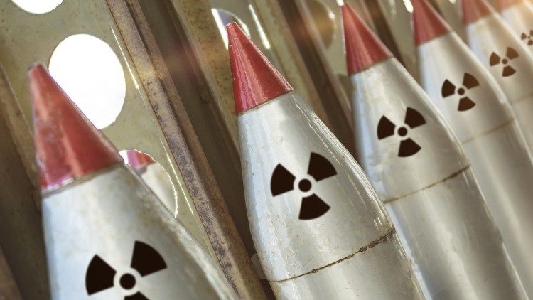 Russia suspends key nuclear weapon  treaty with United States