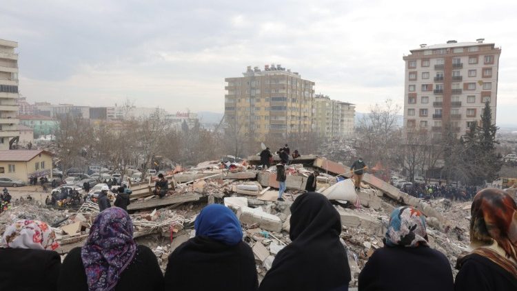 Amid frigid temperatures search for quake survivors continues in Turkey and Syria