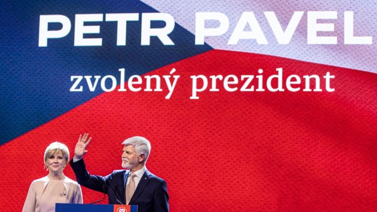 Retired general Pavel wins Czech presidential elections