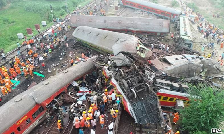 India train crash: More than 260 dead and 650 injured in the collision