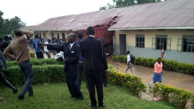 Uganda: Three die and many injured as truck rams into classroom